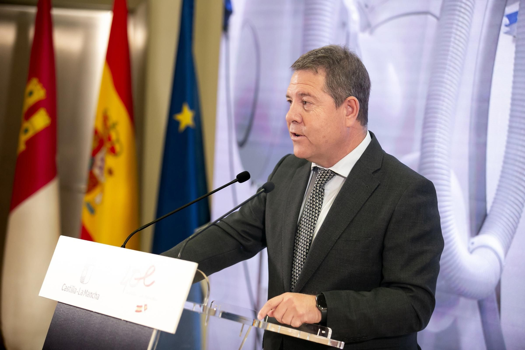 Page amaga con recurrir el pacto fiscal de PSOE y Junts LevanteEMV