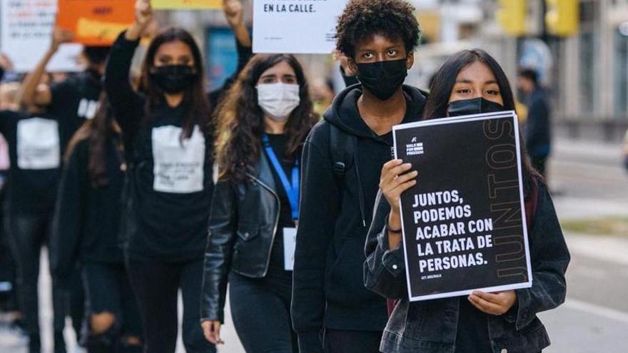 Zaragoza camina para luchar contra la trata de personas