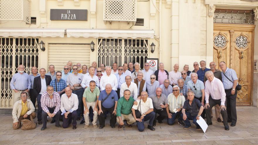 Antiguos alumnos del colegio Maristas de Alicante