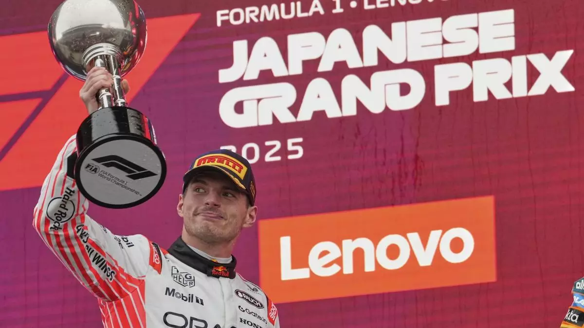 Verstappen se reivindica con un gran triunfo en Japón; Alonso y Sainz, sin puntos