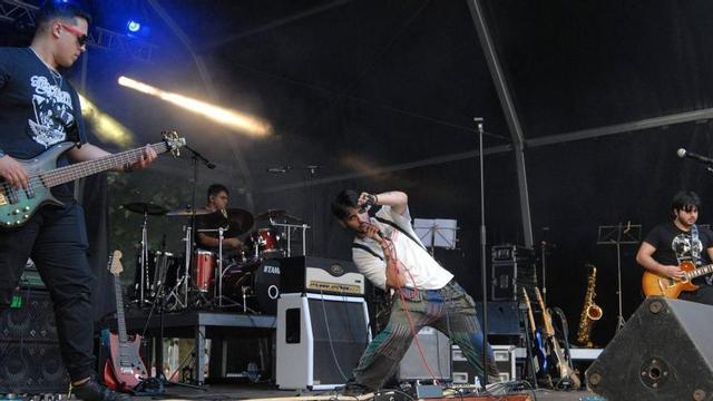O Salmón Rock mestura veteranía e novos talentos musicais na Estrada | BERNANBÉ/JAVIER LALÍN