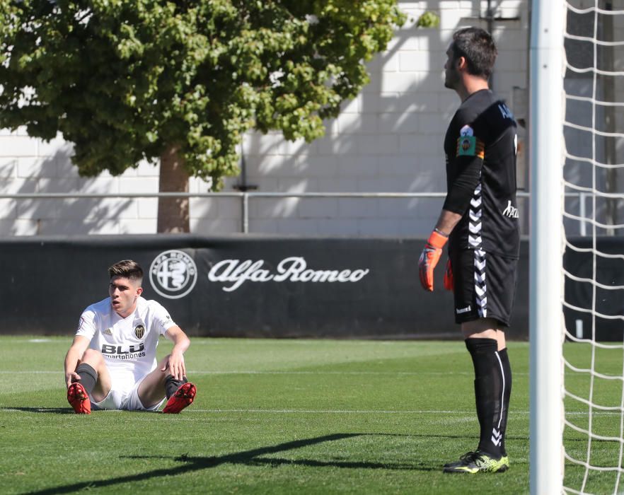 Valiosa victoria del Valencia CF Mestalla