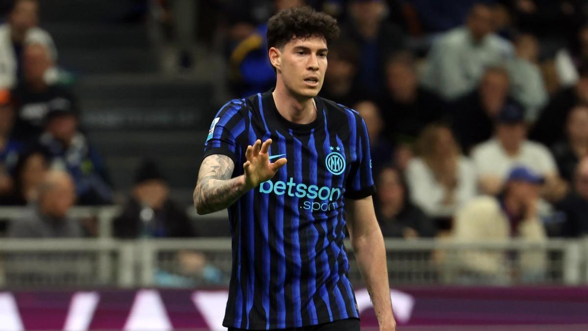 Así fue la roja directa a Bastoni en el Bosnia-Italia