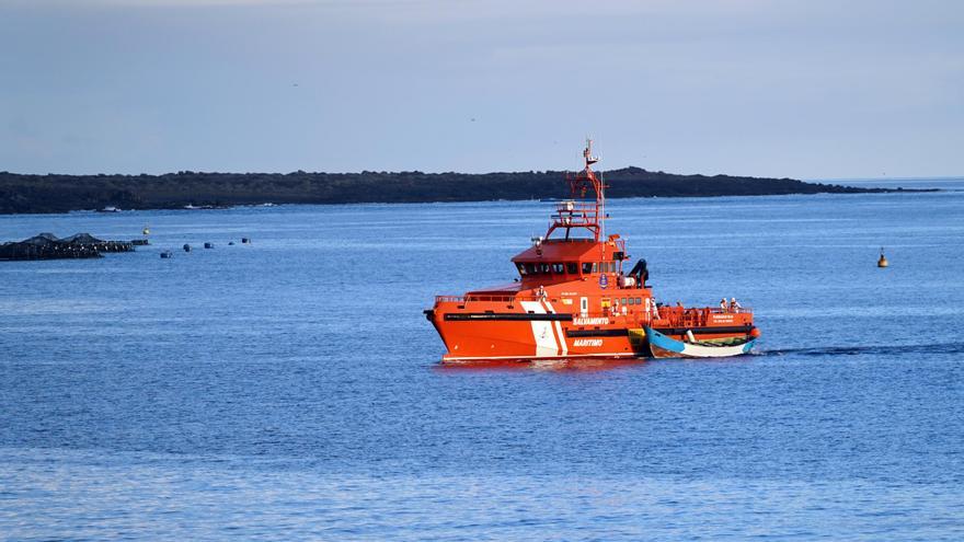 Rescatan a una nadadora que llevaba cuatro horas en el mar