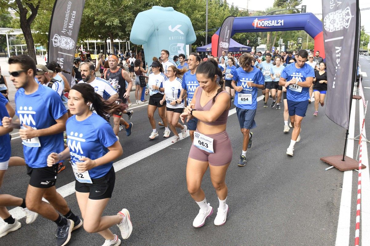 La carrera y marcha Solidaria Asteamur, en imágenes