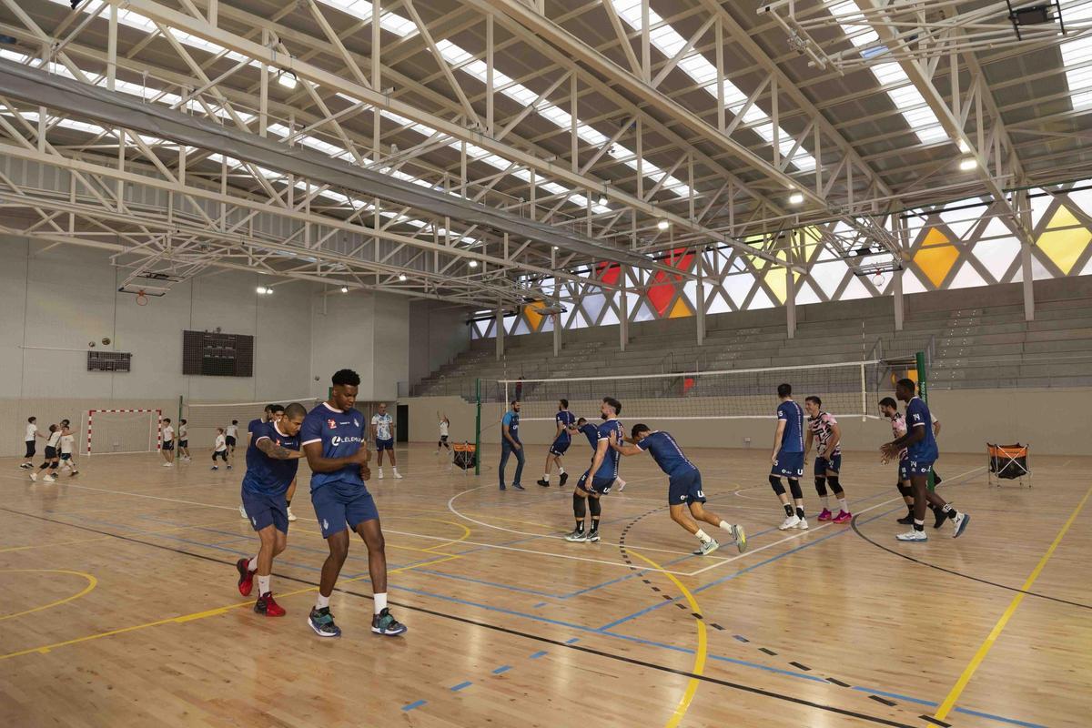 Inauguración del polideportivo Nou Moles Inauguración del polideportivo Nou Moles