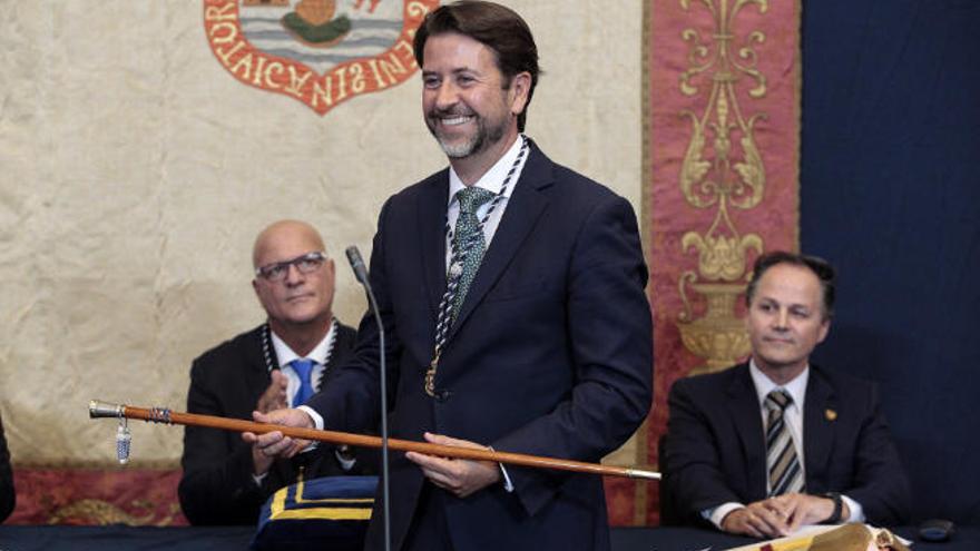 Carlos Alonso (CC), durante su última toma de posesión de la Presidencia.