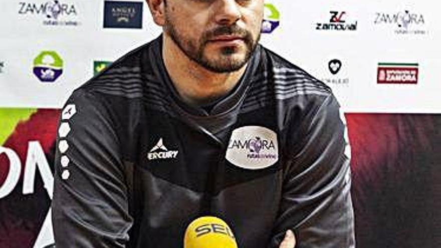 Felipe Barrientos, portero del Rutas del Vino Balonmano Zamora.