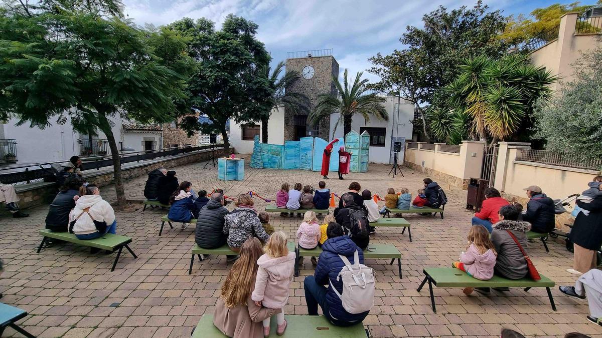 Un espectacle dins el projecte Calonge, Poble de Llibres que ara celebra quatre anys.