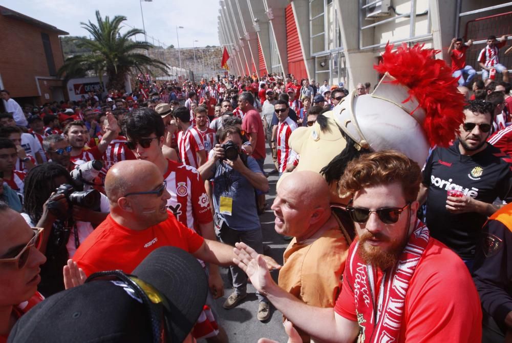 L'afició del Girona FC desembarca a Tarragona