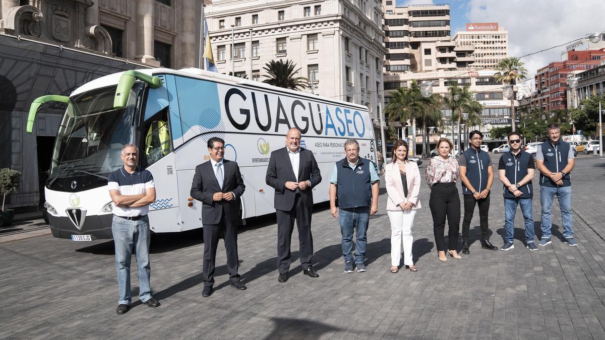 Presentación del proyecto &#039;Guaguaseo&#039; en la isla de Tenerife