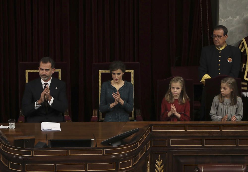 Leonor y Sofía, protagonistas en el Congreso