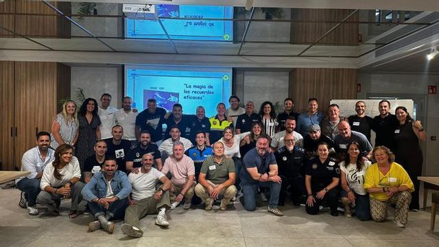 Imagen de grupo de los participantes en las jornadas. | L.O.