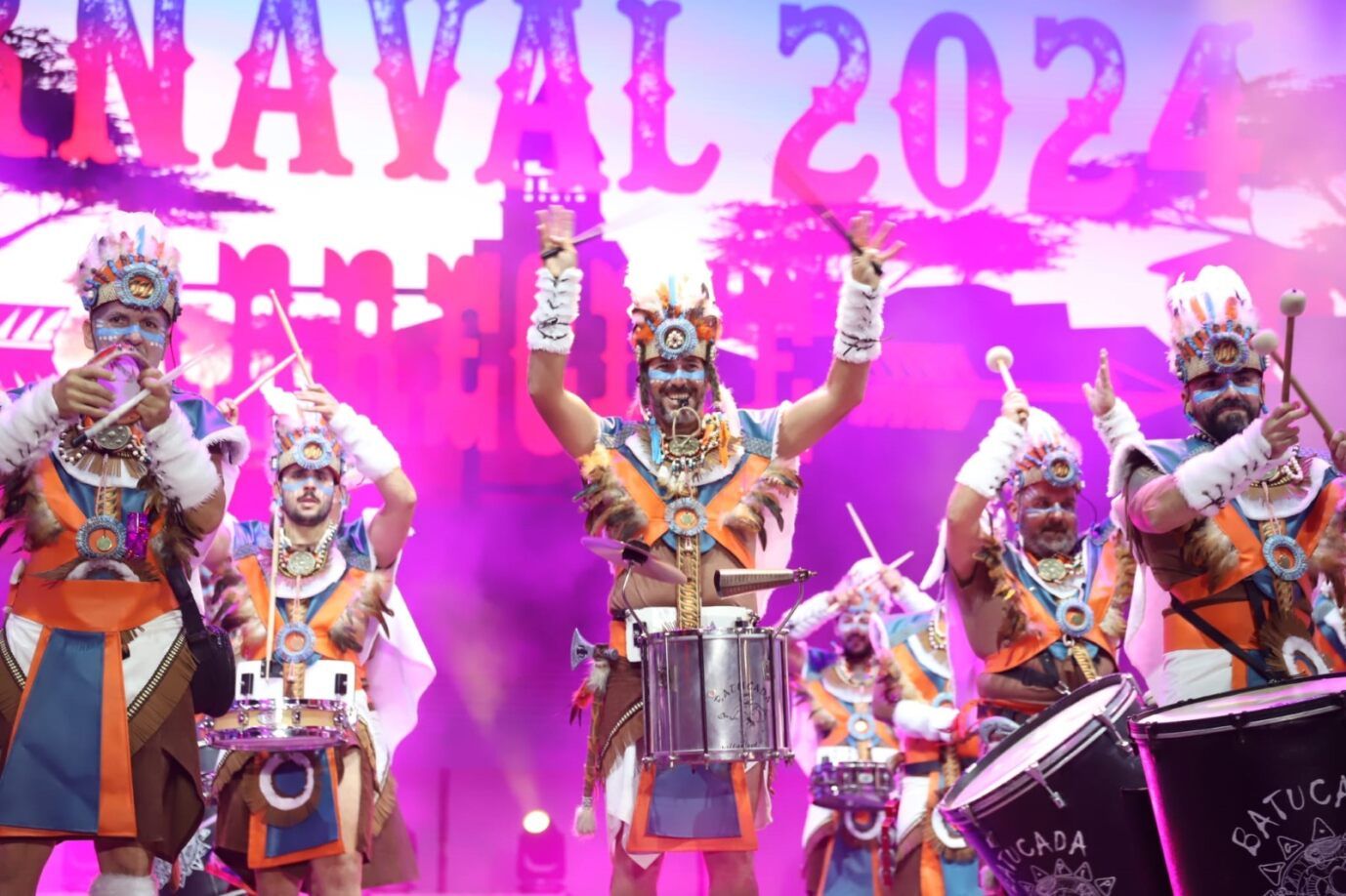 Exhibición de comparsas en el Carnaval de Arrecife.
