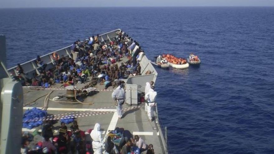 Una fragata de la Armada española rescata a 578 inmigrantes frente a Libia