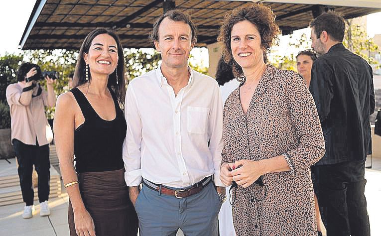 Dolores Luque, Otto  Camesselle y Eva Mulet.