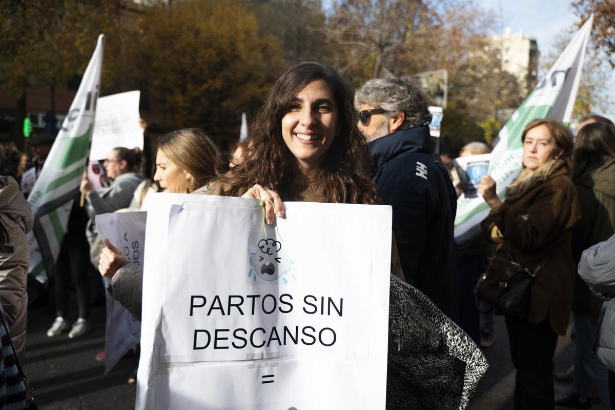 Fotogalería | Los médicos extremeños se manifiestan contra el Estatuto Marco del Ministerio de Sanidad