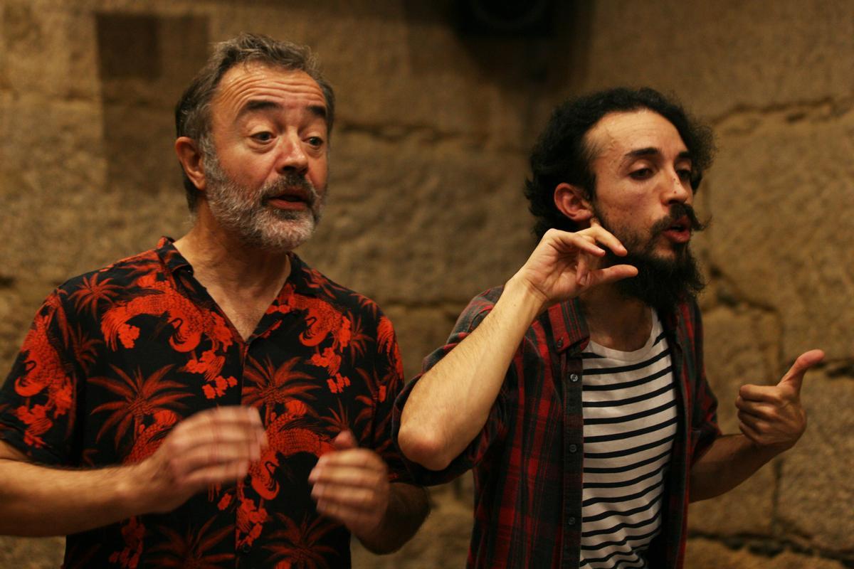 Santi Prego y Jorge de Arcos presentan sus historias improvisadas.