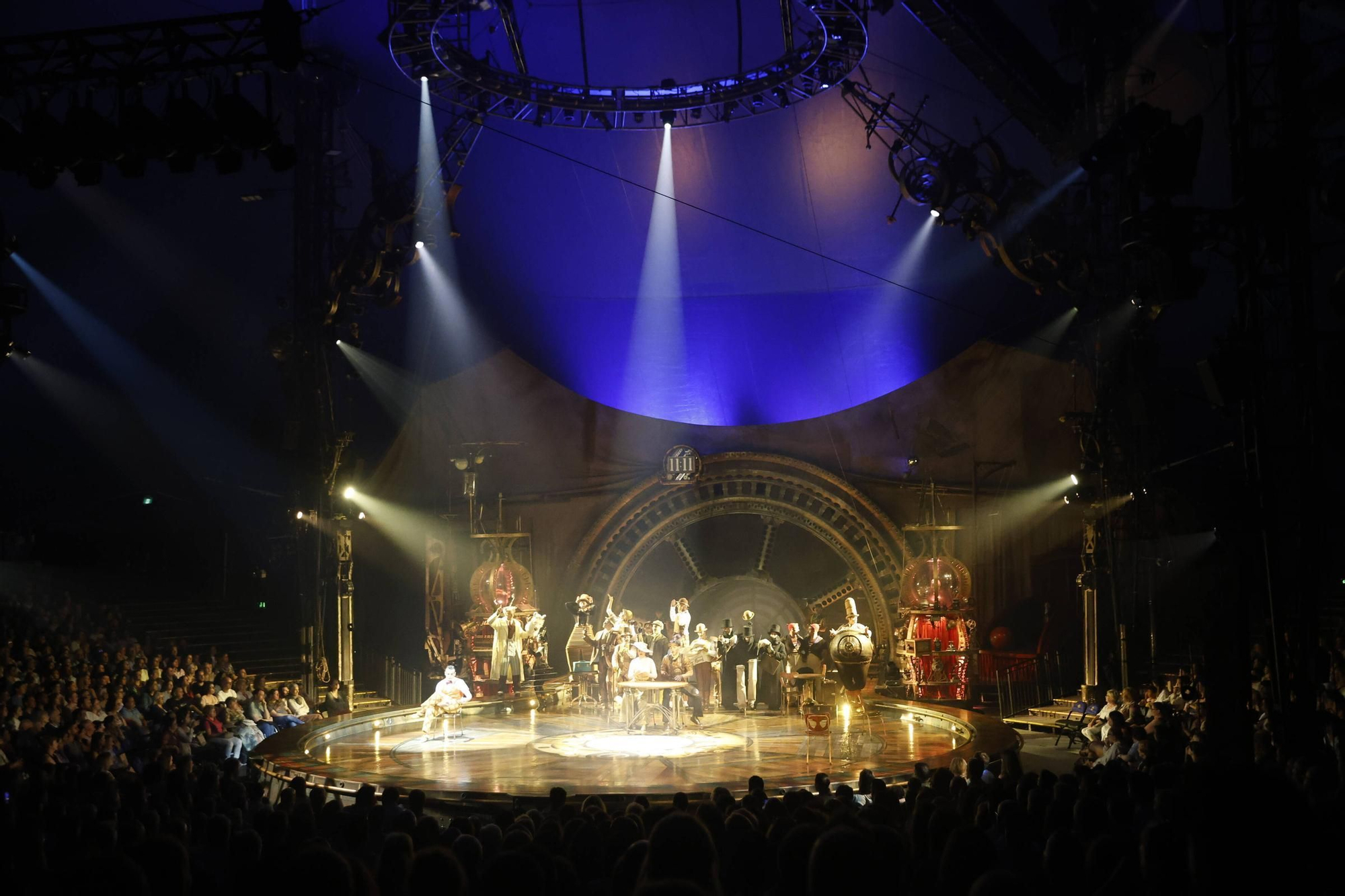 EN IMÁGENES: Acrobacias de todos los colores en el Circo del Sol, se estreno en Gijón