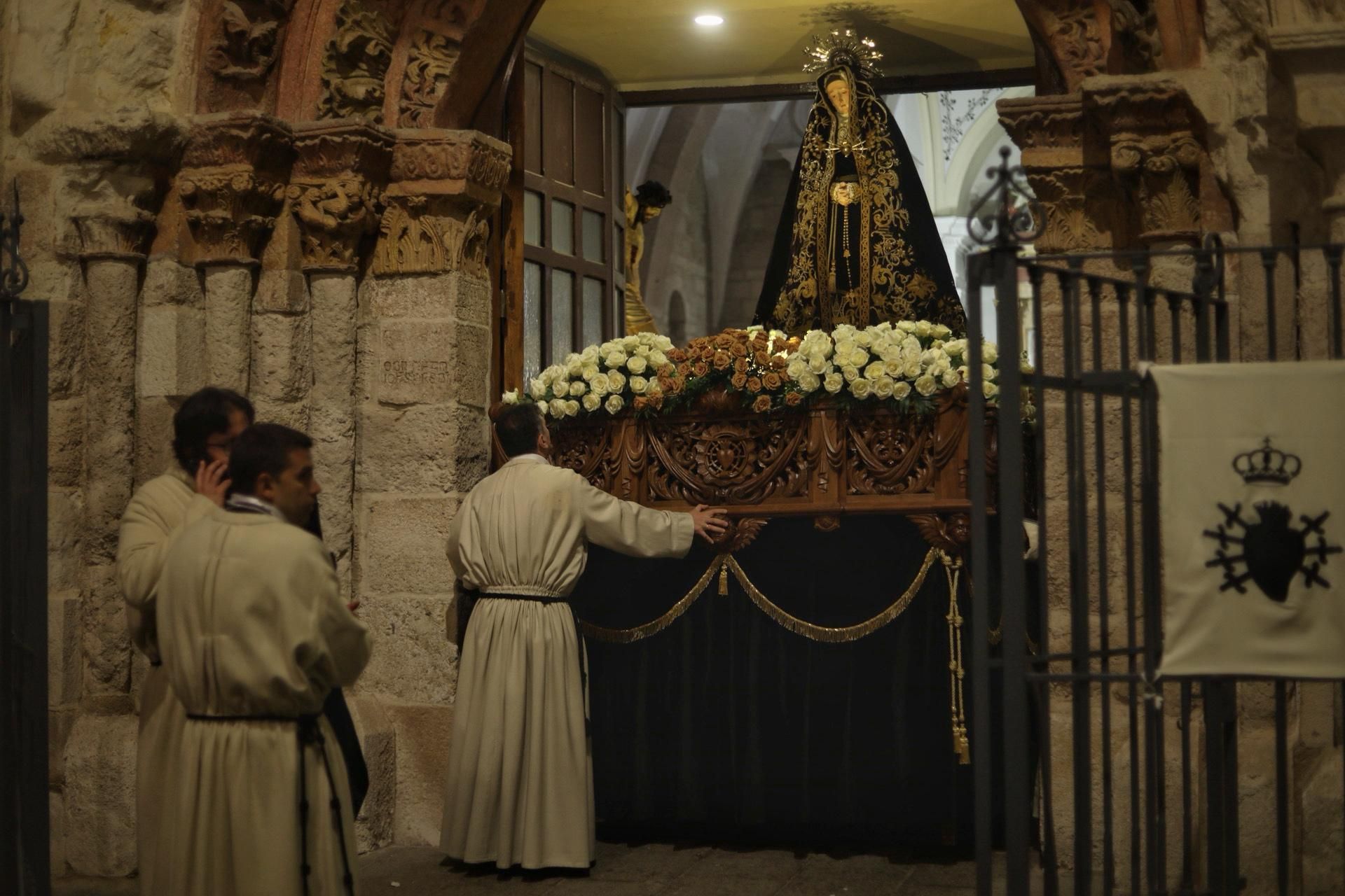 GALERÍA | Procesión de Nuestra Madre de las Angustias