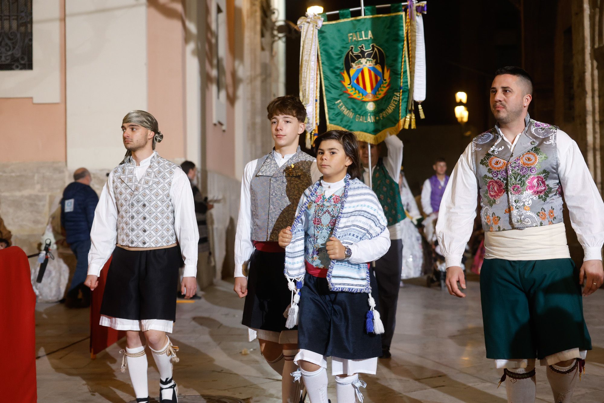 Todas las fotos de la Ofrenda del 17 de marzo por la calle de la Paz de 19:00 a 20:00 horas