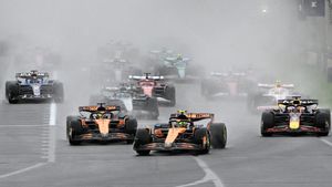 Melbourne (Australia), 16/03/2025.- A wet start for the 2025 Australian Formula One Grand Prix at Albert Park in Melbourne, Victoria, Australia, 16 March 2025. (Fórmula Uno) EFE/EPA/JAMES ROSS AUSTRALIA AND NEW ZEALAND OUT. gp australia 2025. circuito albert park