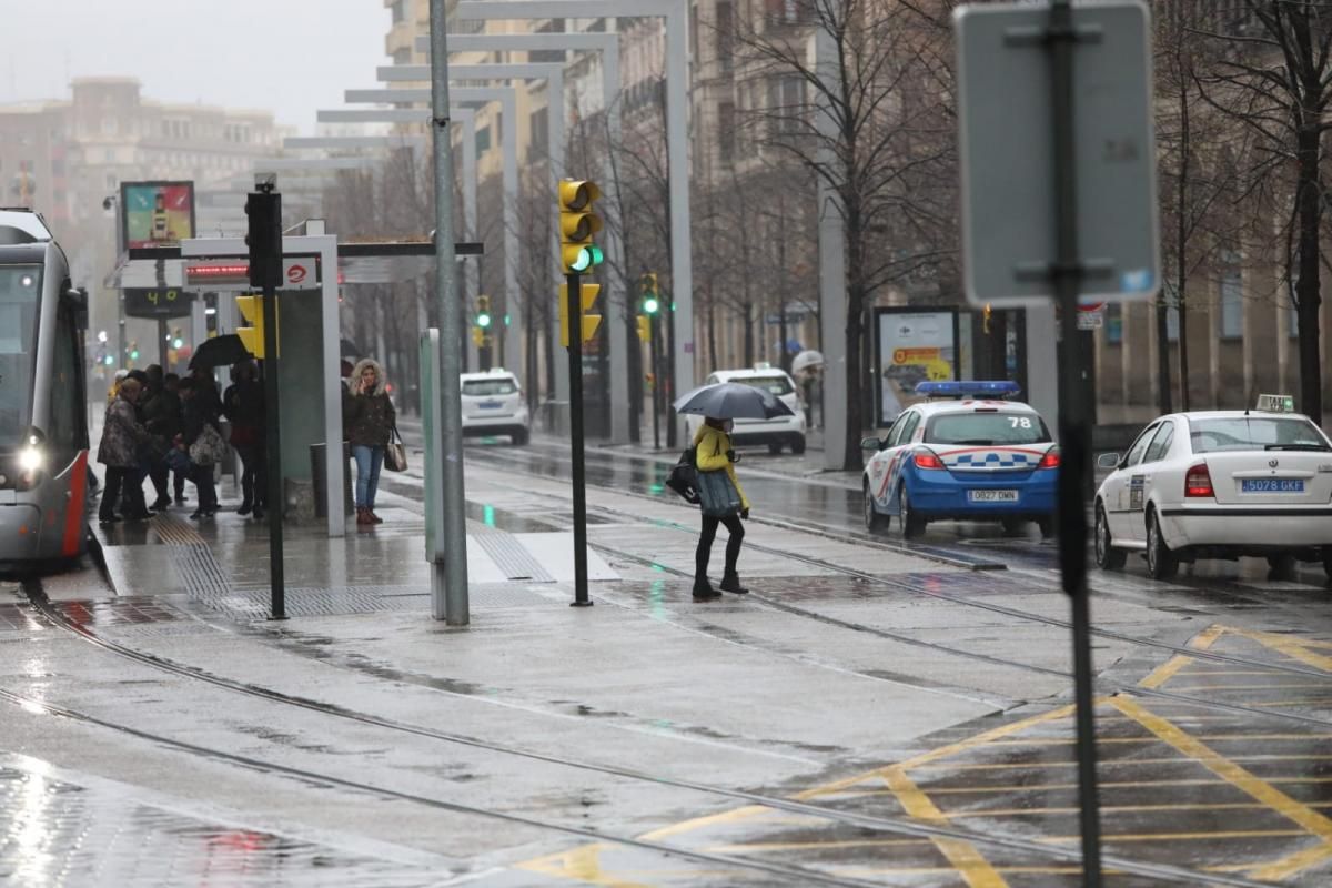 Zaragoza: primer día laboral de confinamiento