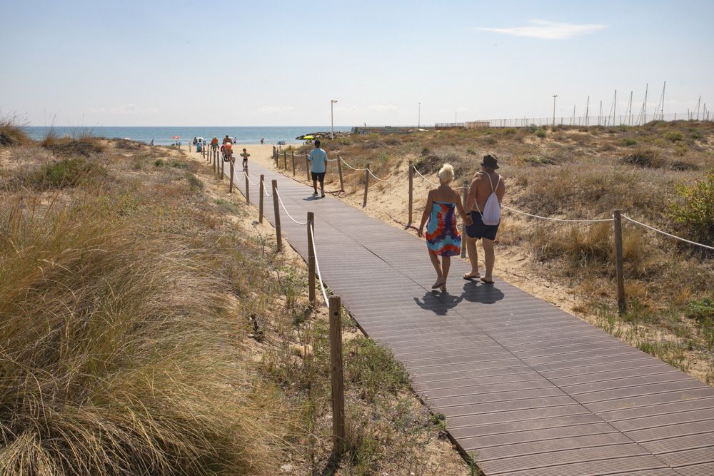 Canet d&#039;En Berenguer: Una playa de postal a menos de 30 minutos de la capital del Turia