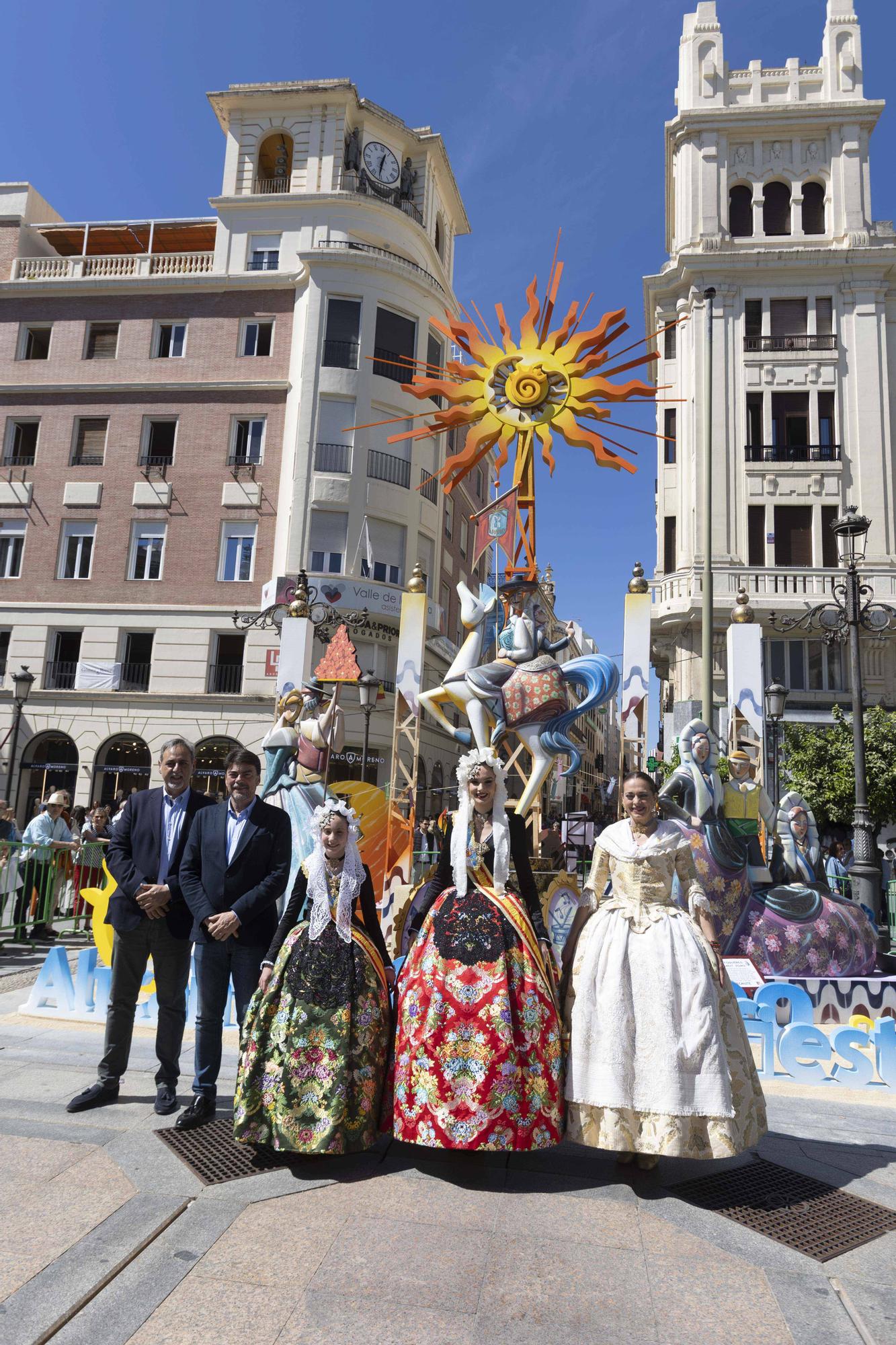 Segundo día de promoción de la fiesta alicantina en Córdoba