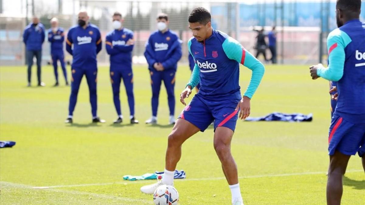 Control antidopaje en el entrenamiento del Barcelona