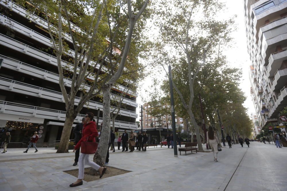 El paseo Alfonso X de Murcia, completamente peatonalizado