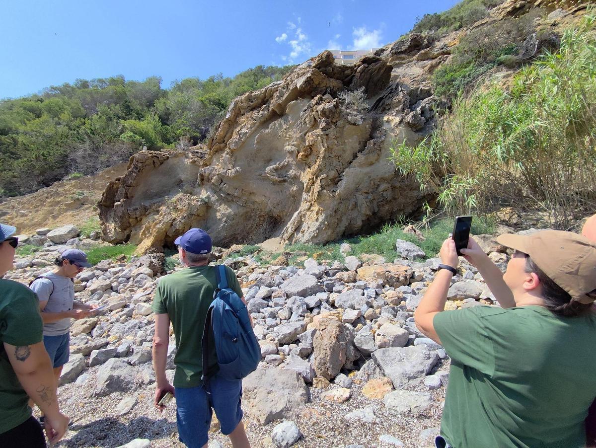Una jornada de geología en es Figueral, con el geólogo Luis Alberto Tostón