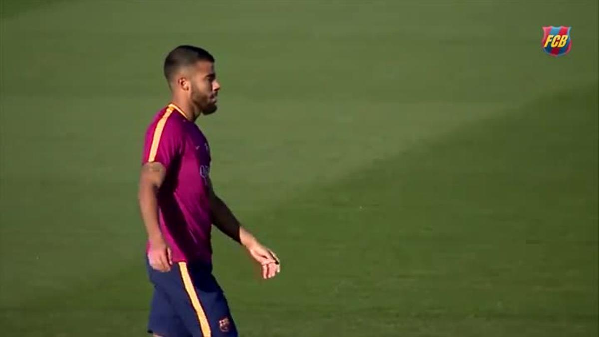 El entrenamiento del FC Barcelona antes del Eibar