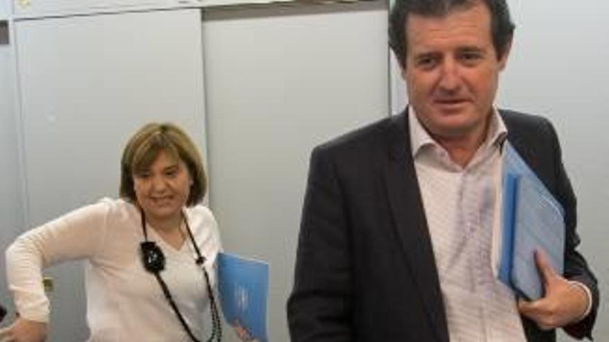 El PP de Alicante defenderá en el congreso nacional limitar mandatos y las primarias