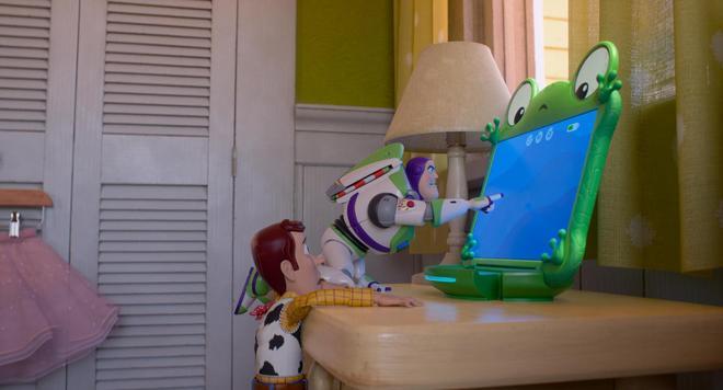 Crítica de 'Toy story 5': realza el papel de las niñas protagonistas e indaga en la soledad de los juguetes frente al futuro tecnológico