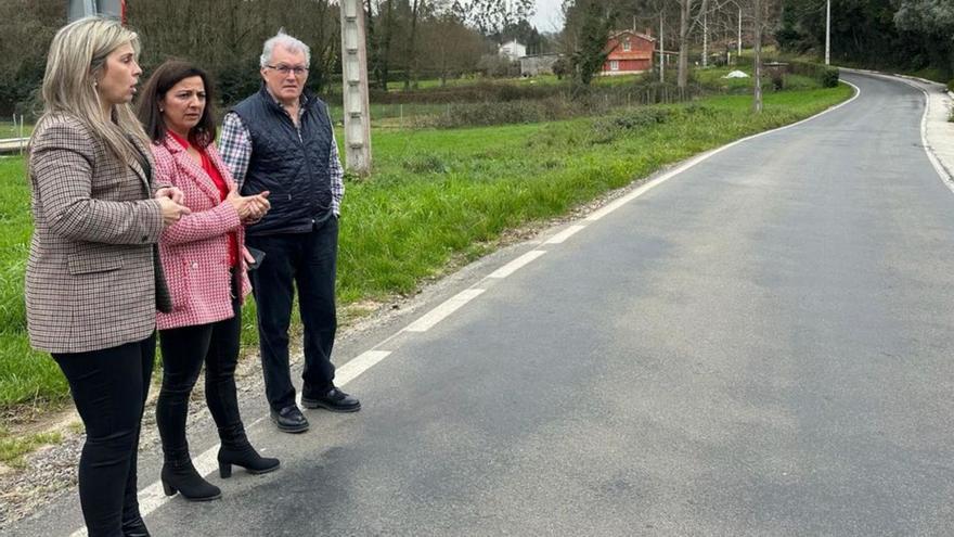 Betanzos solicita a la Diputación mejorar la carretera de Velouzás y una senda en Guiliade