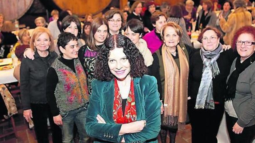 Alicia Puleo, en la espicha en la que le entregaron el premio «Comadre de oro».