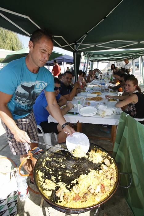 Comida en la calle de Corvera.