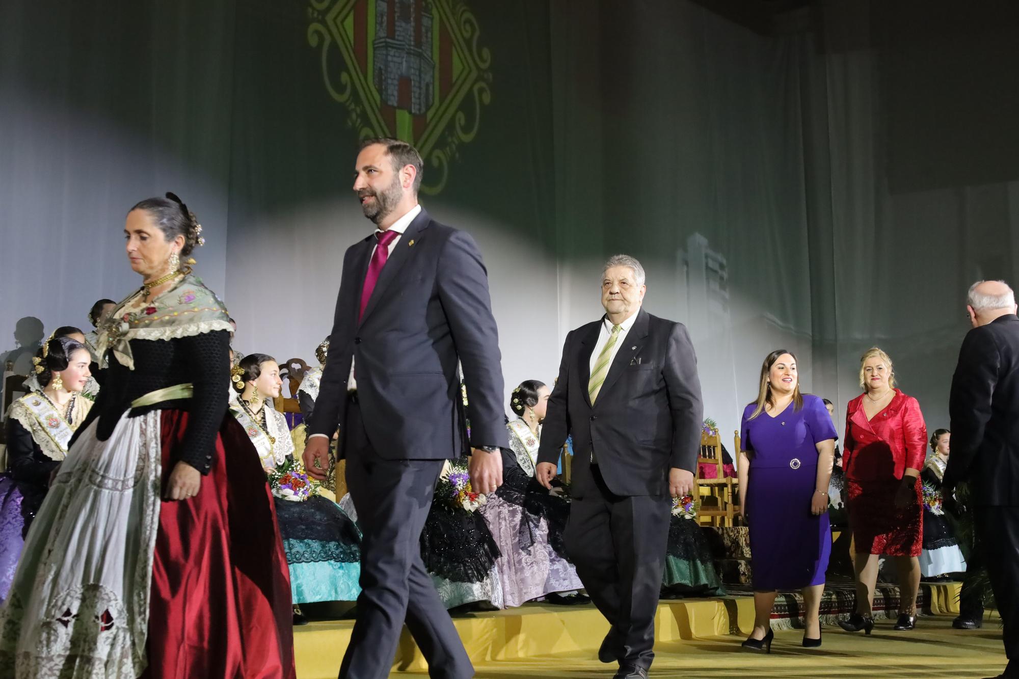 Galania a la reina infantil de las fiestas de la Magdalena