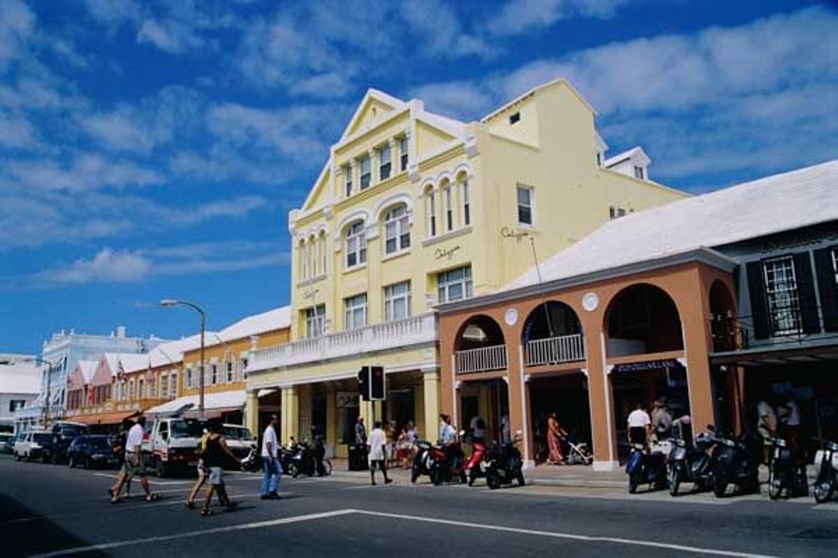 Calle de la ciudad de Hamilton, Bermudas.