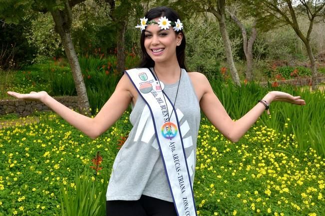 YANIRA FALCÓN CANDIDATA REINA CARNAVAL