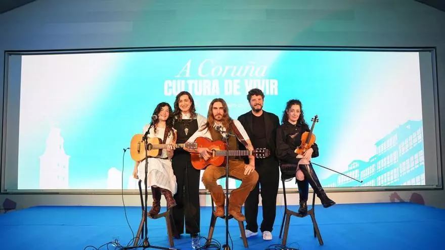 En directo: A Coruña lleva a Fitur su firmamento con el eclipse del 12 de agosto