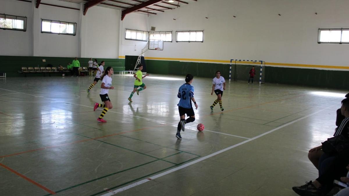 Pabellón deportivo del antiguo Centro de Internamiento de Menores Infractores San Francisco de Asís de Torremolinos.jpg