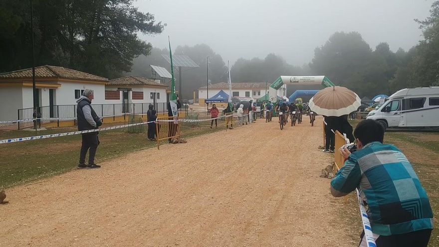 Abril deportivo en Villanueva del Trabuco: trail y ciclismo de montaña