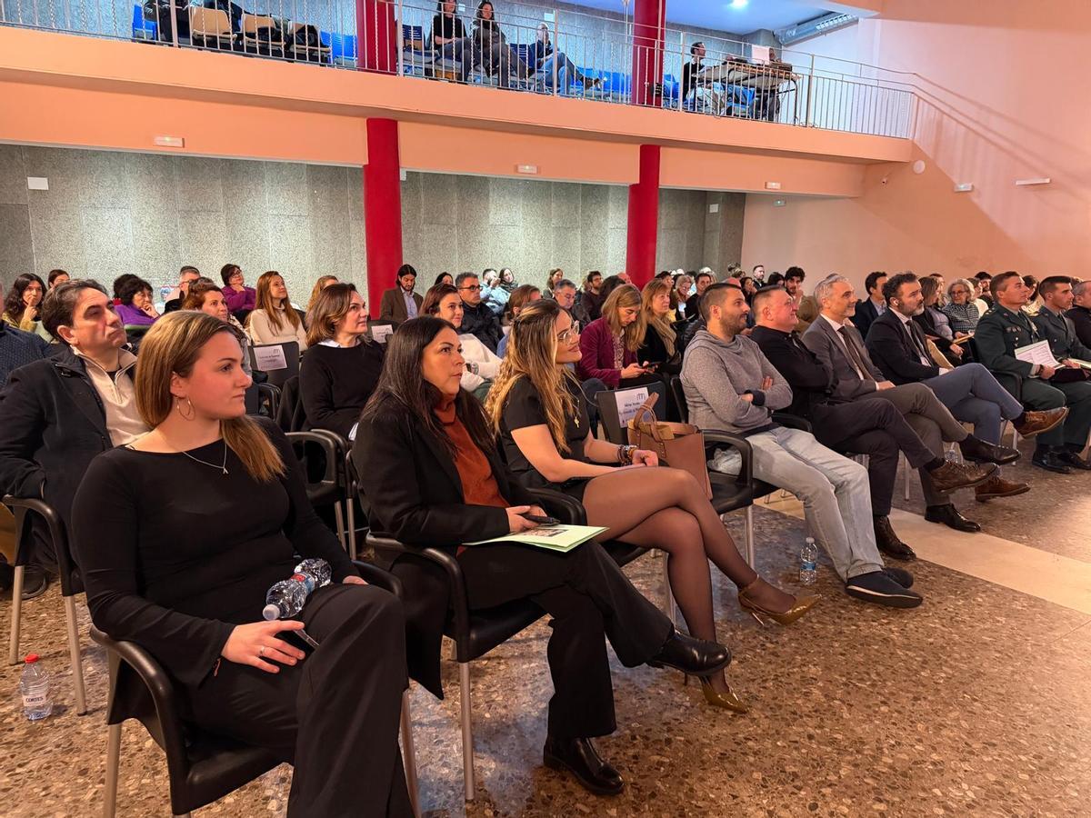 Foto del público asistente al foro.
