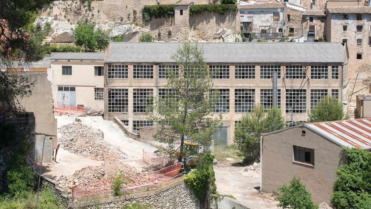 Obras del aparcamiento de la zona del Tint de Bocairent.