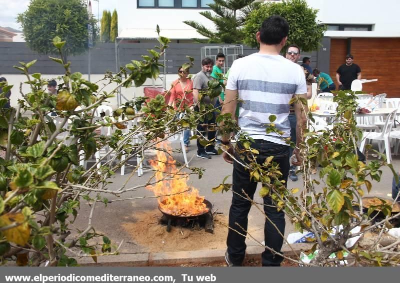 Nules se vuelca con la fiesta de las paellas