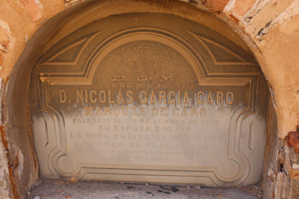 Nicolás García Caro (1874), Marqués de Caro.