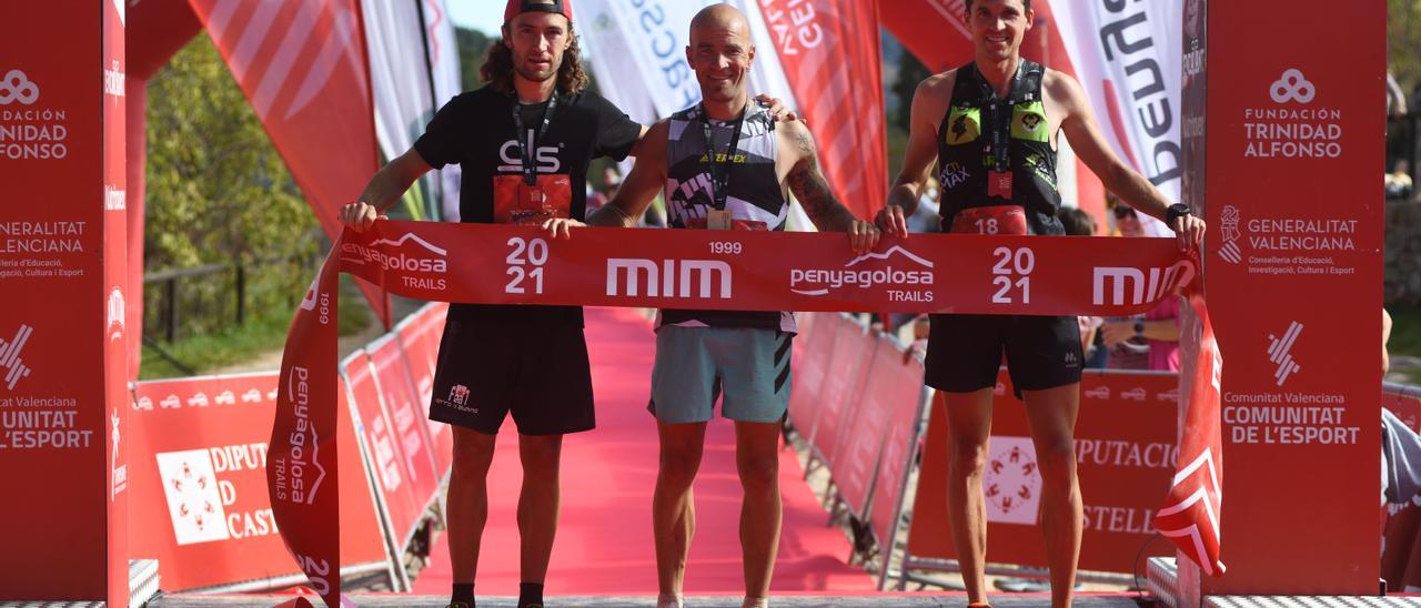 Los ganadores de la Marató i Mitja de la Penyagolosa Trails 2021.