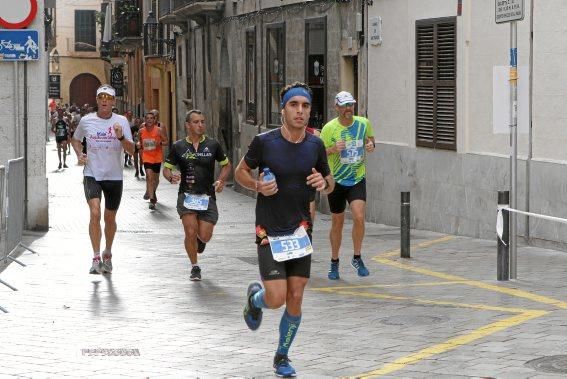 9.000 Läufer aus 49 Ländern gingen am Sonntag den 15.10. an den Start. In der Marathon Disziplin gingen die Deutschen leer aus.